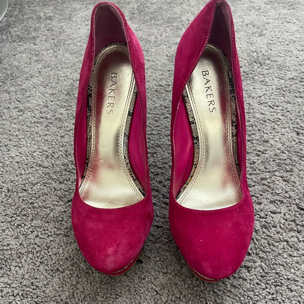 Bakers Fuchsia Suede Heels